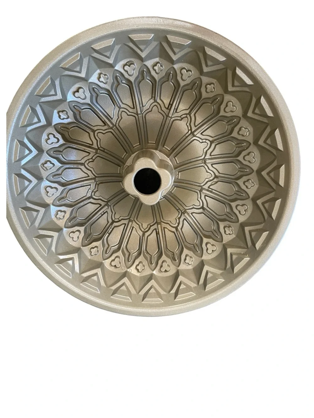 Nordic Ware for Williams Sonoma stained glass Bundt pan, 9 cup
